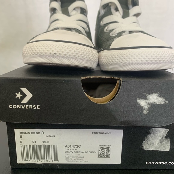 Converse High Top Utility Shoe, Baby size 5 - Picture 3 of 7